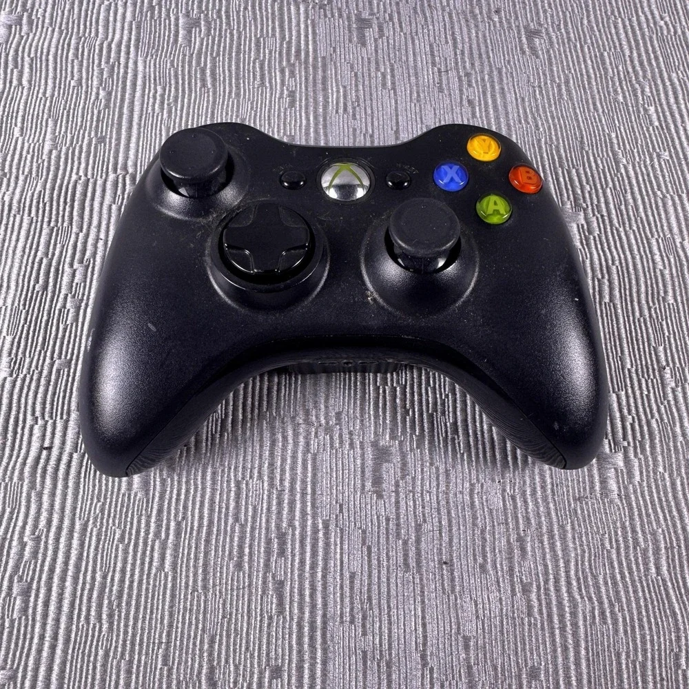 Microsoft Xbox 360 Wireless Controller Black Model 1403 Battery Pack Game